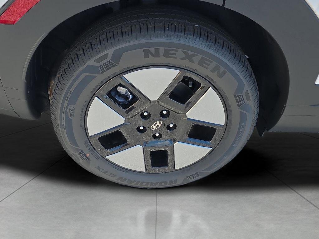 New 2026 Serenity White Hyundai SE image 7