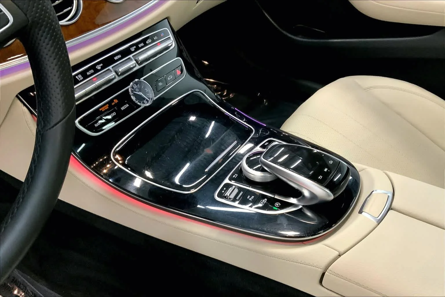 Used 2018 Polar White Mercedes-Benz E 300 image 16