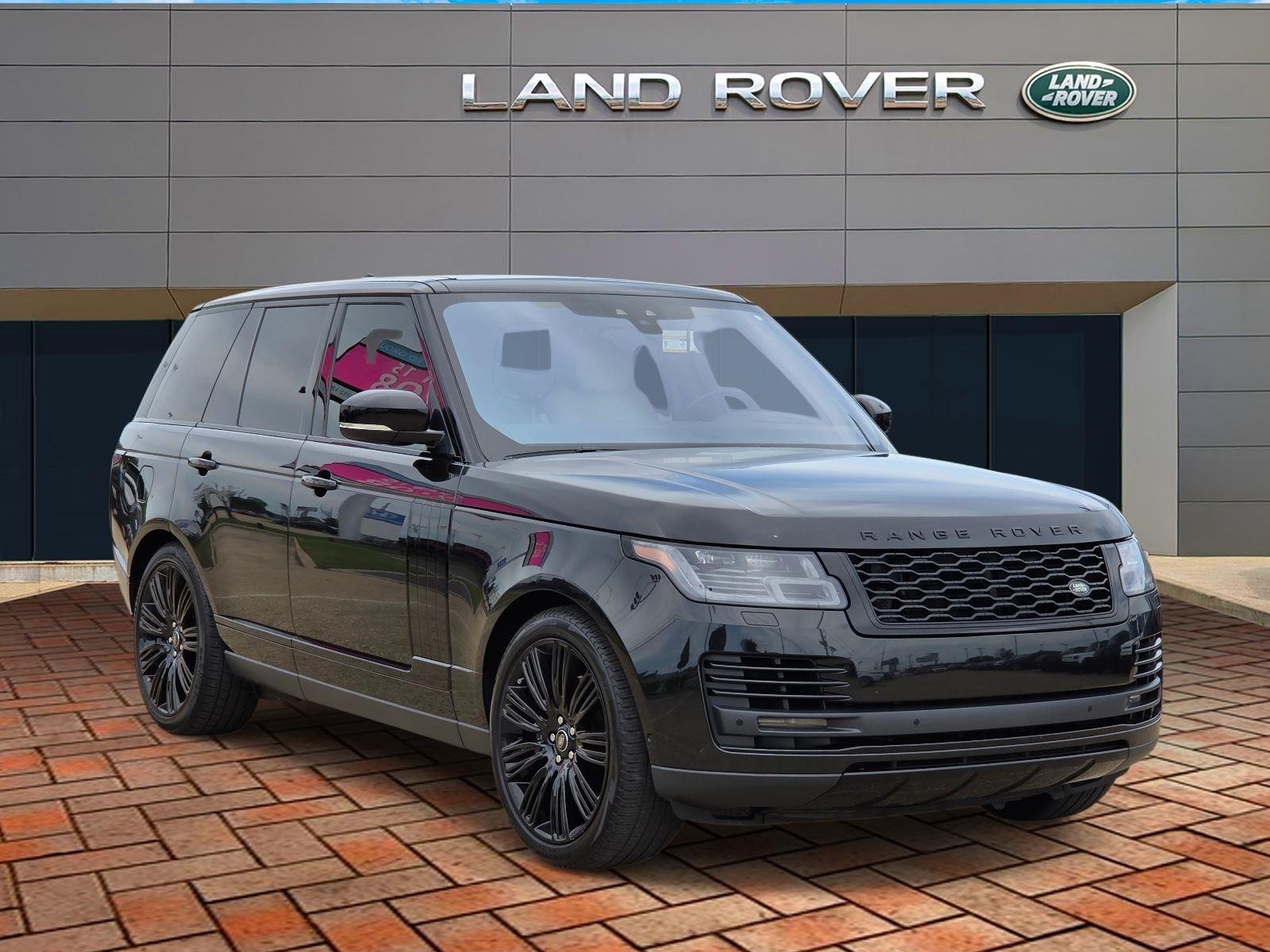Used 2022 Santorini Black Metallic Land Rover Westminster image 3