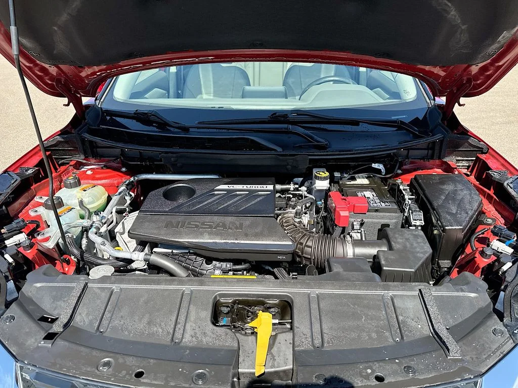 Used 2023 Scarlet Ember Nissan SL image 21