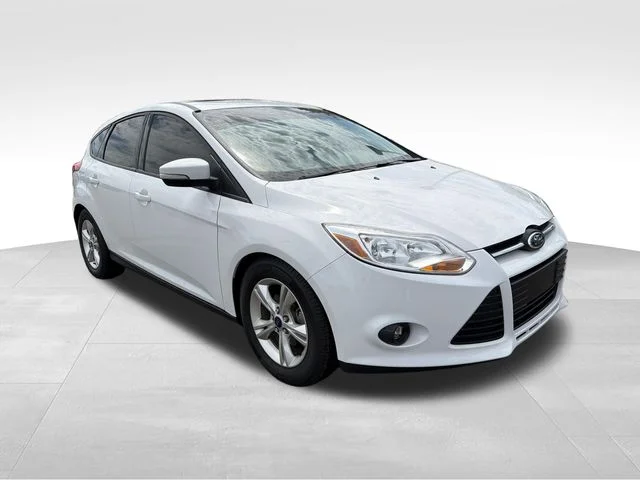 2013 Ford Focus 5 Door Hatch SE's photo