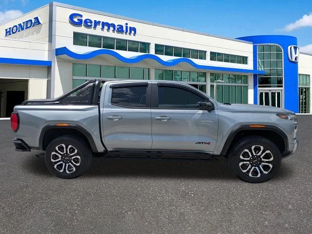 2025 GMC Canyon AT4 - Photo 4