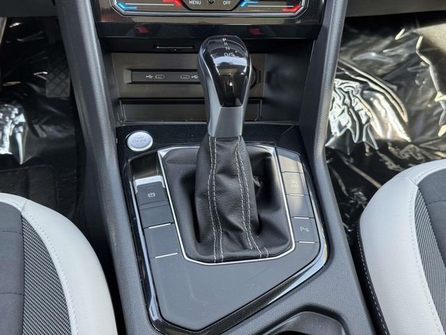 New 2026 Gray Volkswagen 1.5T SE image 21
