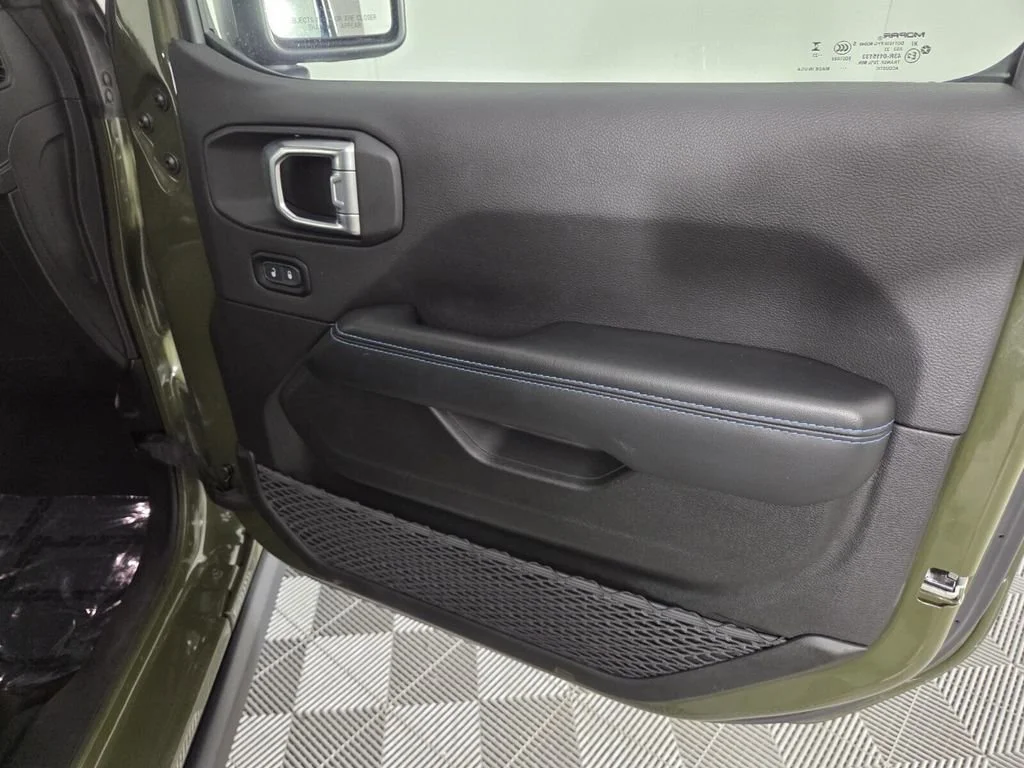 Used 2024 Sarge Green Clearcoat Jeep Rubicon X image 48
