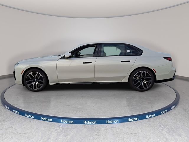 New 2026 Mineral White Metallic BMW 760i xDrive image 7