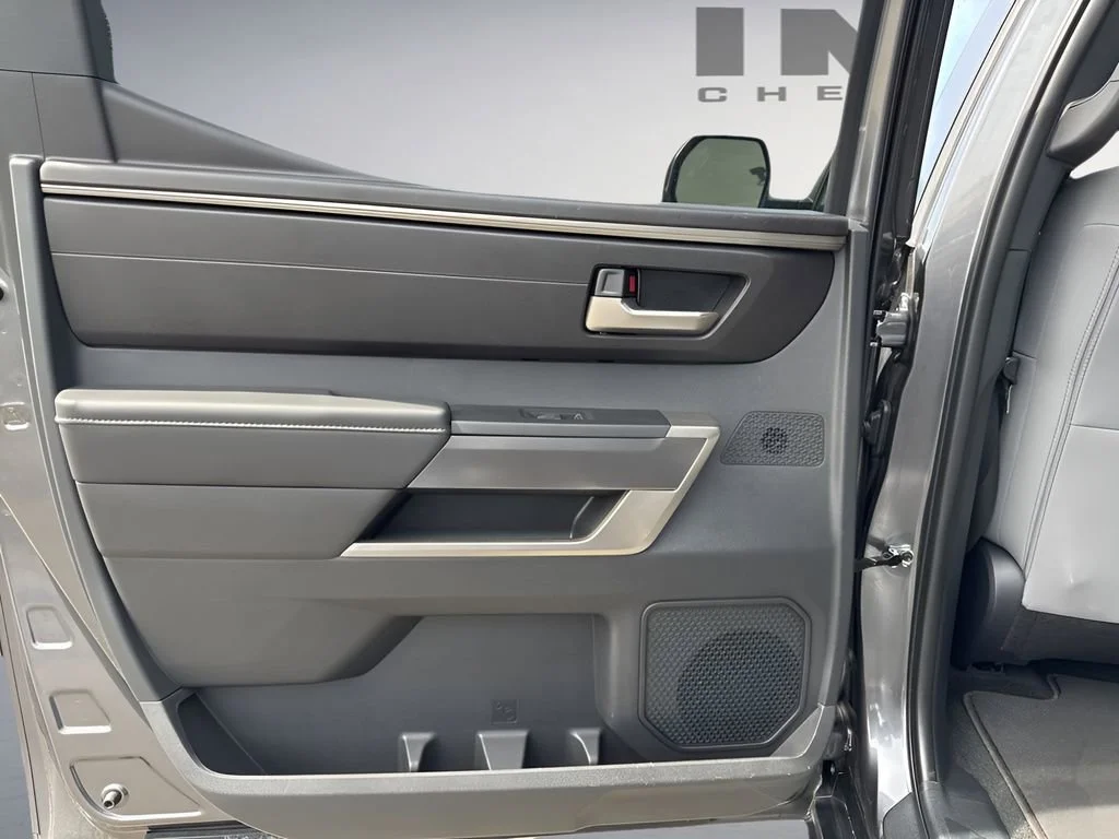 Used 2025 Magnetic Gray Toyota SR image 28