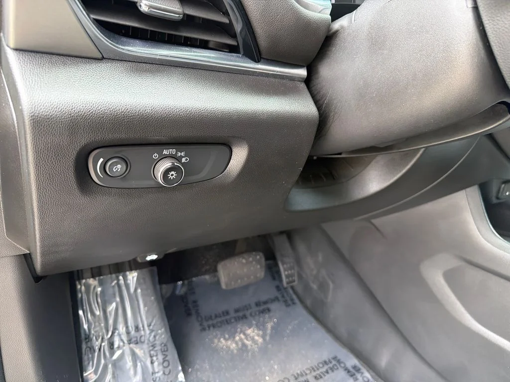 Used 2023 Gray Chevrolet LT image 19