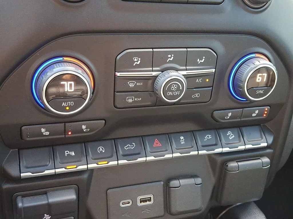 Used 2021 Black Chevrolet LT Trail Boss image 16