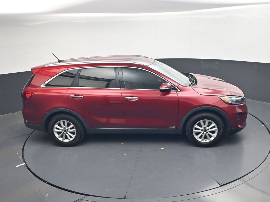 Used 2020 Red Kia LX image 29