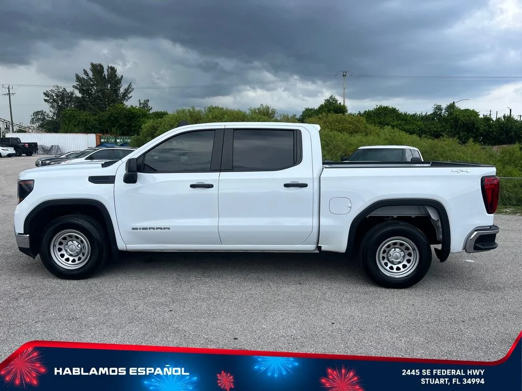 Used 2024 Summit White GMC Pro image 4