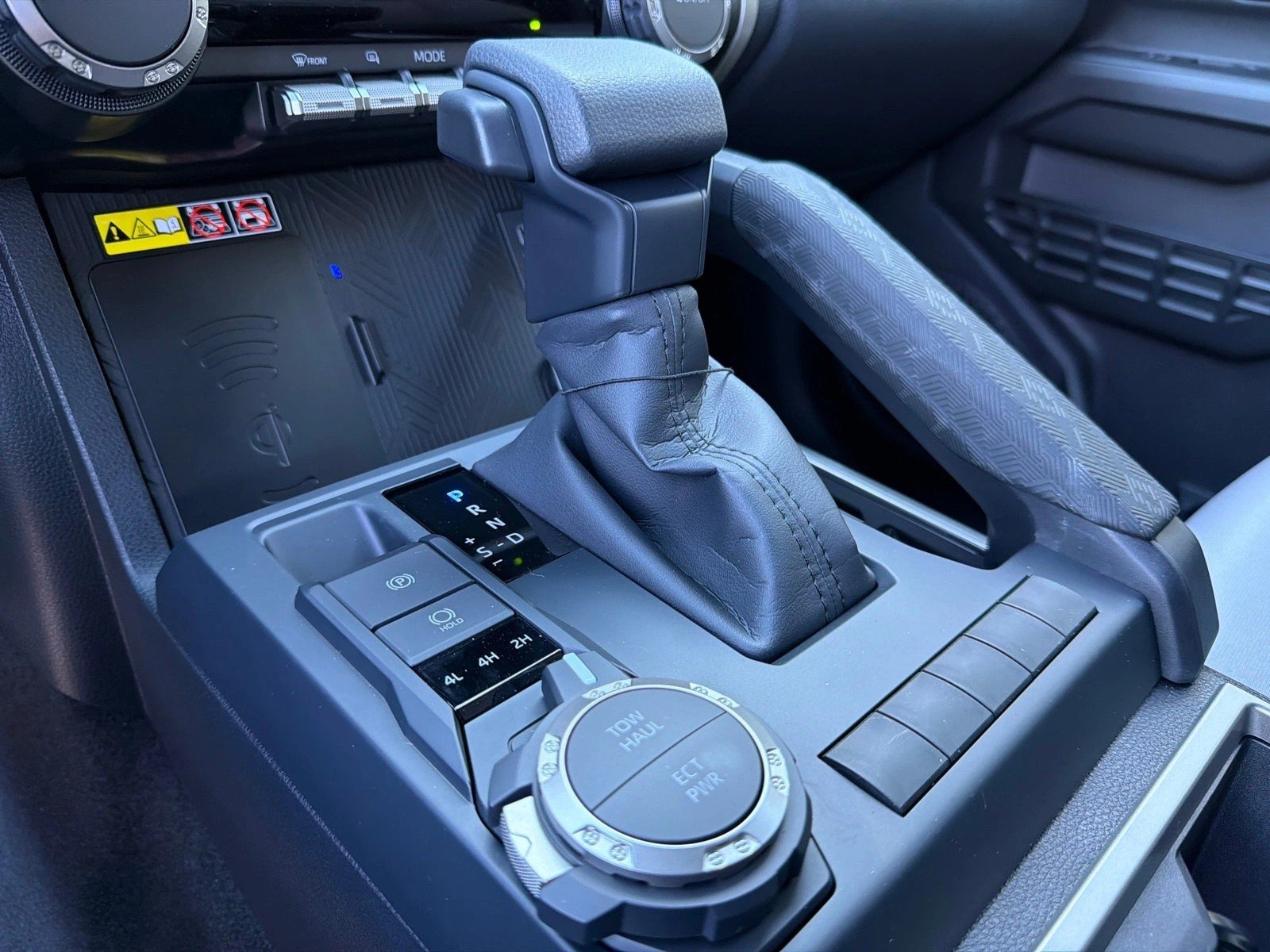 New 2026 Underground Toyota SR5 image 30