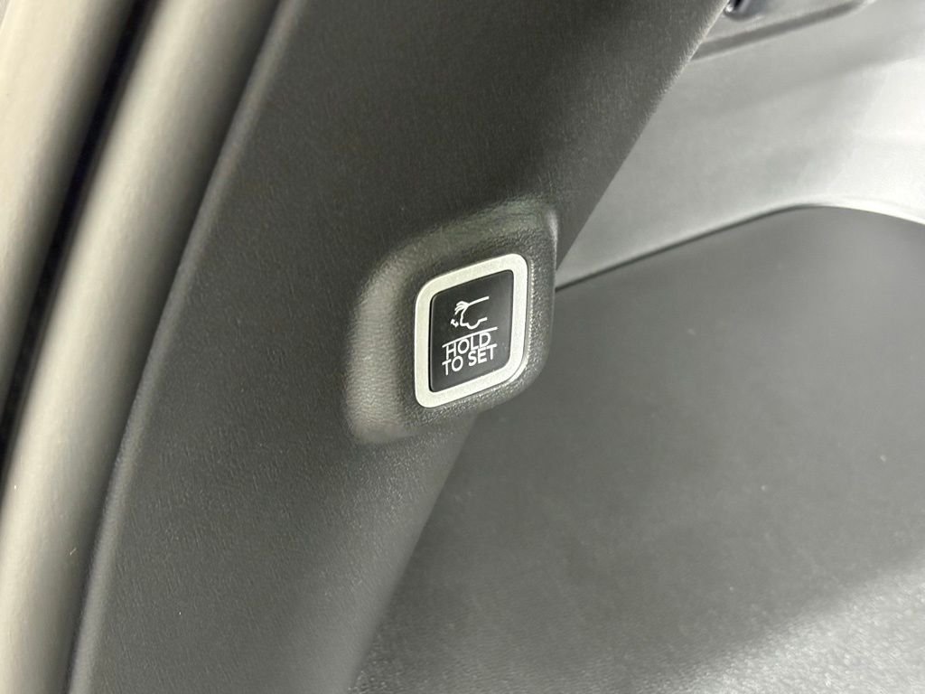 New 2026 41 Jeep Limited image 24