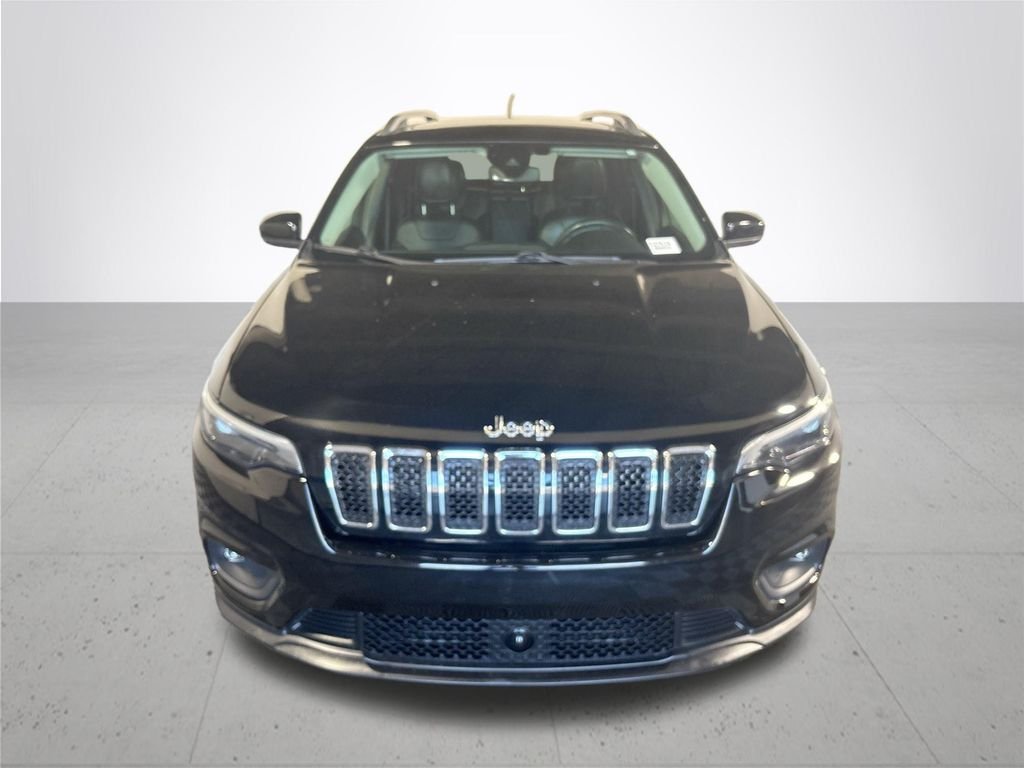 Used 2021 Diamond Black Jeep Latitude Lux image 3