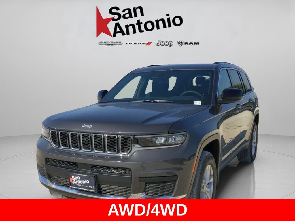 New 2025 Baltic Gray Metallic Clear-Coat Exterior Paint Jeep Laredo image 5