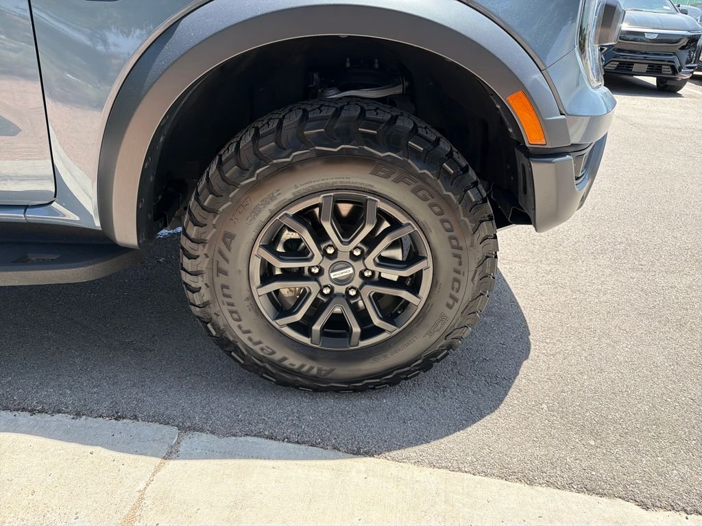Used 2025 Gray Ford Raptor image 15