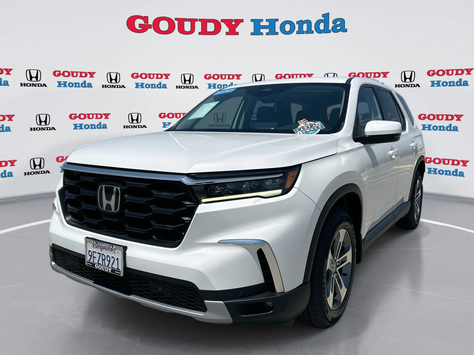 2023 Honda Pilot EX-L 7-Occupant 2WD's photo