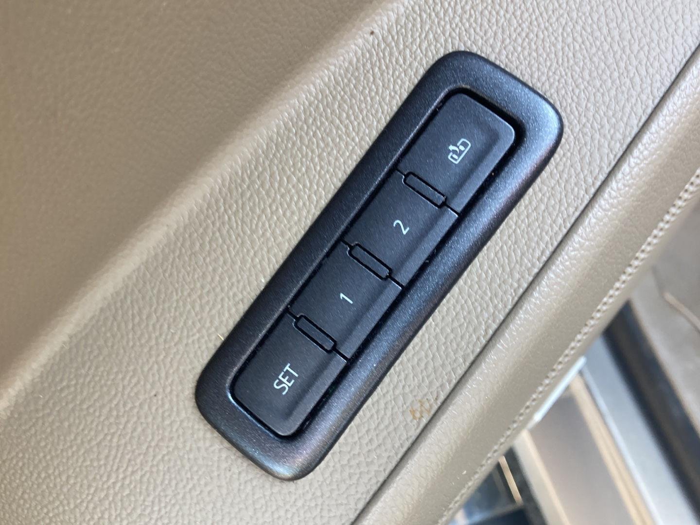 Used 2019 Pepperdust Metallic Chevrolet LT image 12