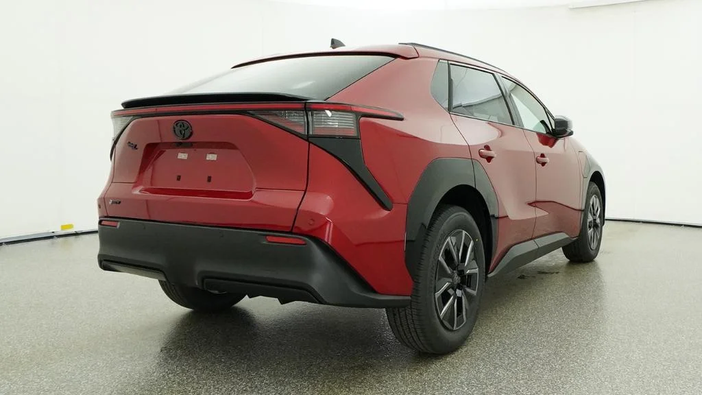New 2026 Supersonic Red Toyota XLE image 35