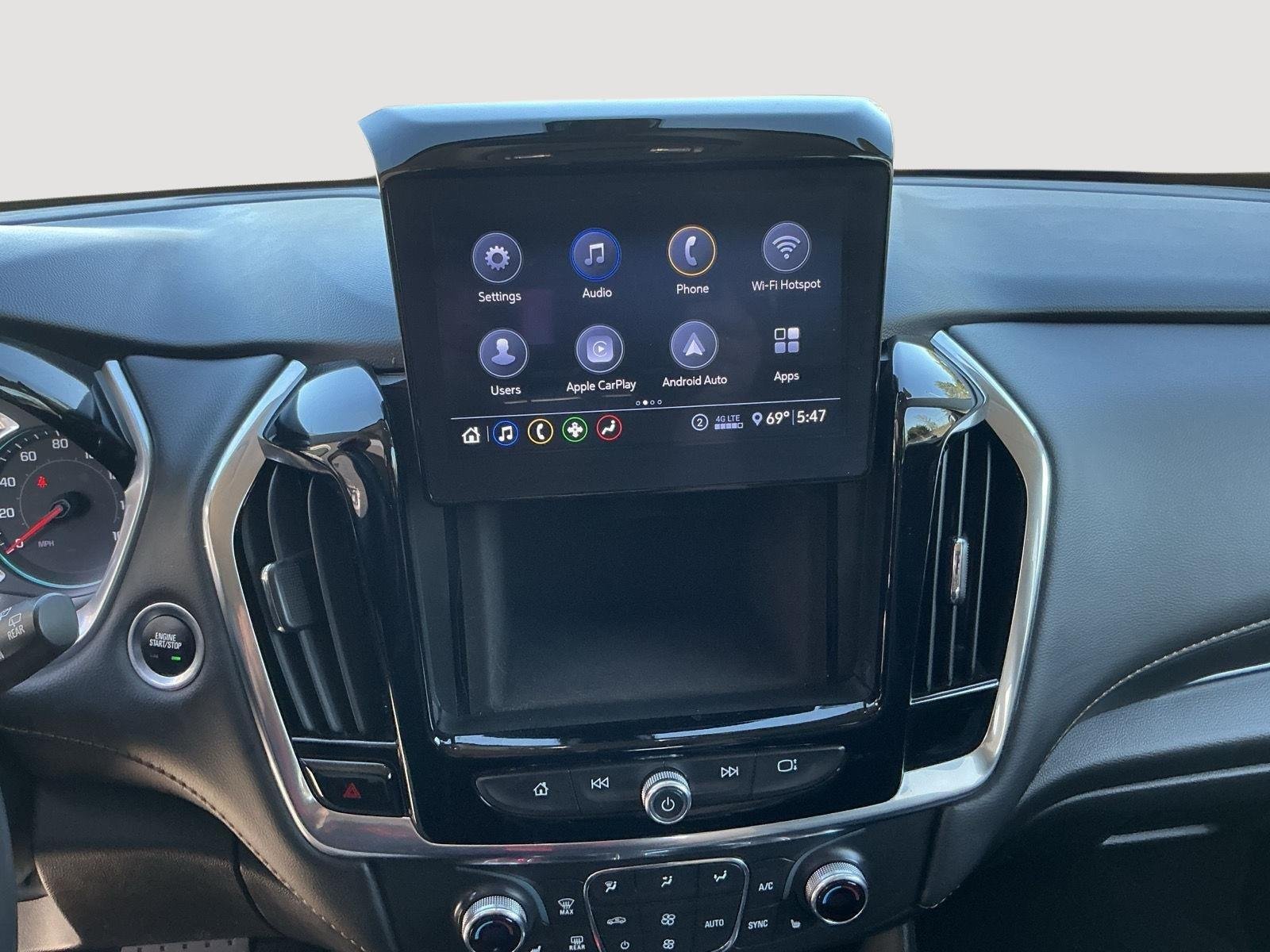 Used 2021 Mosaic Black Metallic Chevrolet LT Leather image 18