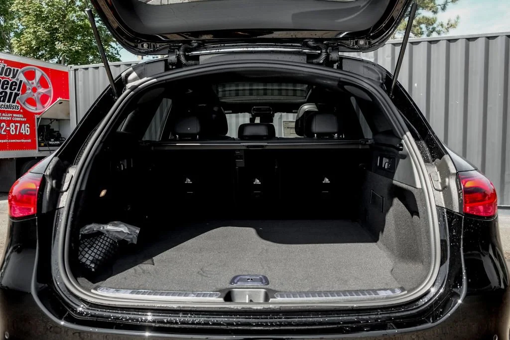 New 2026 Black Mercedes-Benz GLC 300 image 43