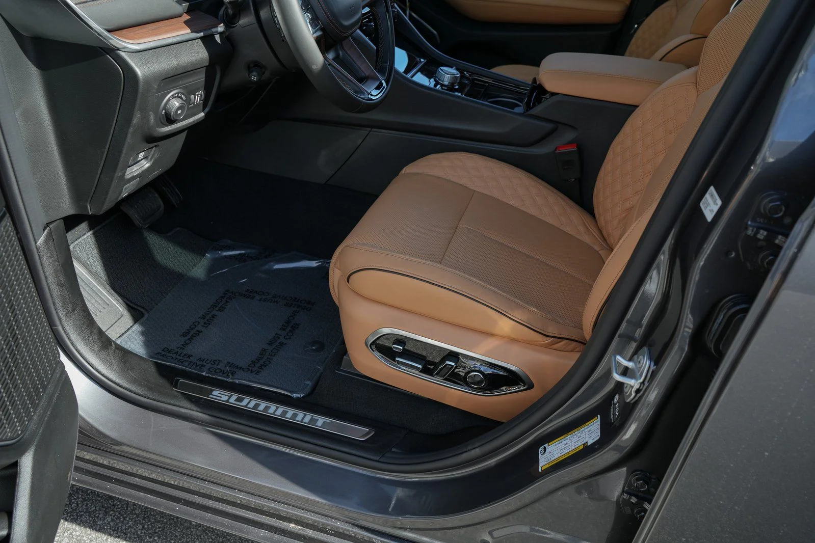Used 2025 Gray Jeep Summit image 30