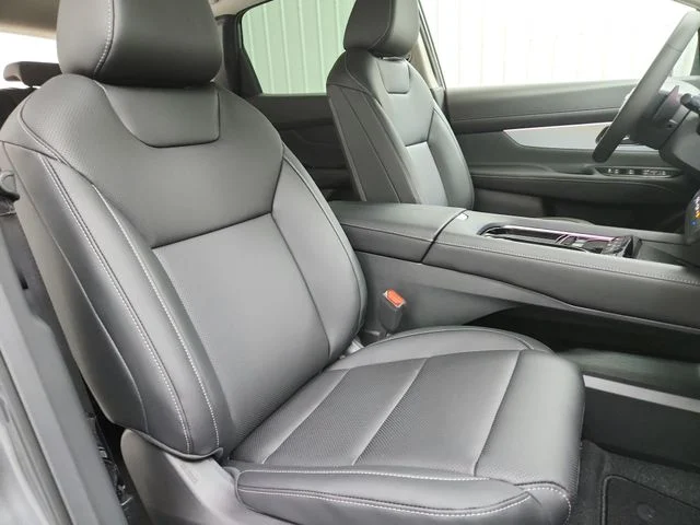 New 2026 Gray Nissan SL image 46