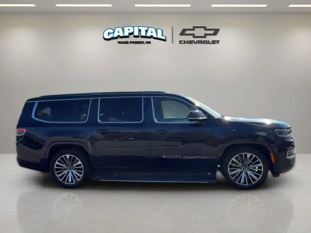 Used 2024 Blue Jeep Series III image 6