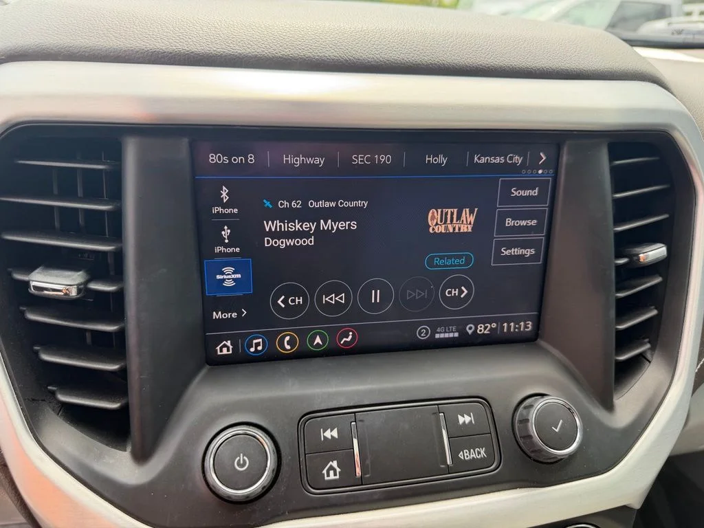 Used 2020 White Frost GMC SLT image 12