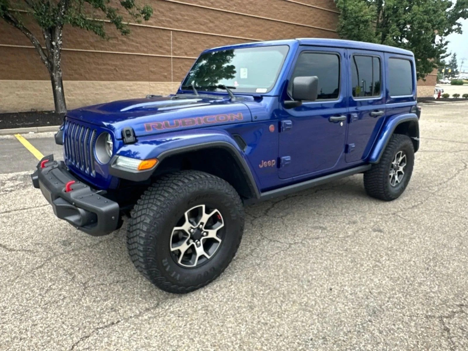 Used 2020 Ocean Blue Metallic Clearcoat Jeep Rubicon image 8
