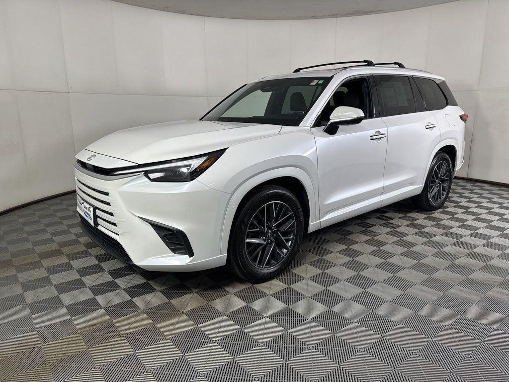 Used 2025 Pearl Lexus 350 Premium image 27