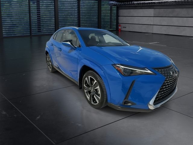 Certified Used 2025  Lexus 300h Premium image 2