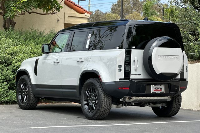 New 2026 Borasco Grey Land Rover S image 3