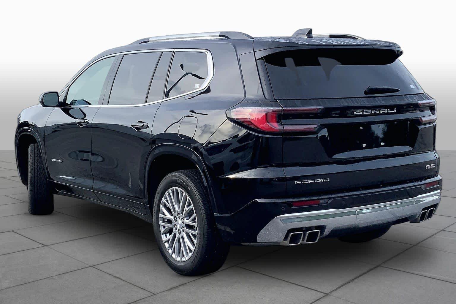 Used 2025 Ebony Twilight Metallic GMC FWD Denali image 12