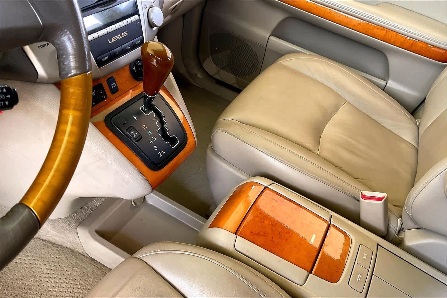 Used 2008 Desert Sage Metallic Lexus  image 13