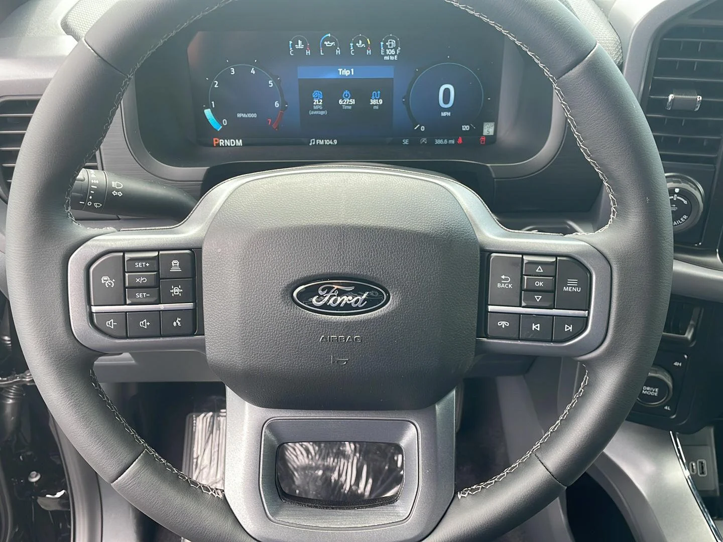New 2026 Agate Black Metallic Ford XLT image 16
