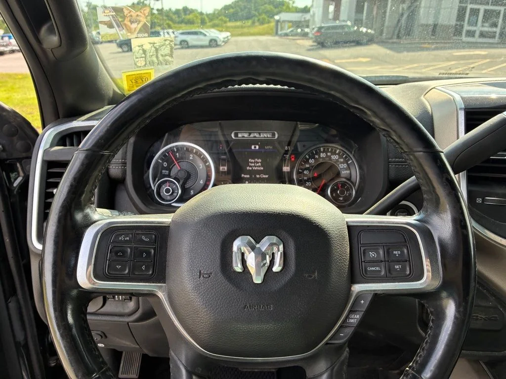 Used 2019 Black Ram Laramie image 15