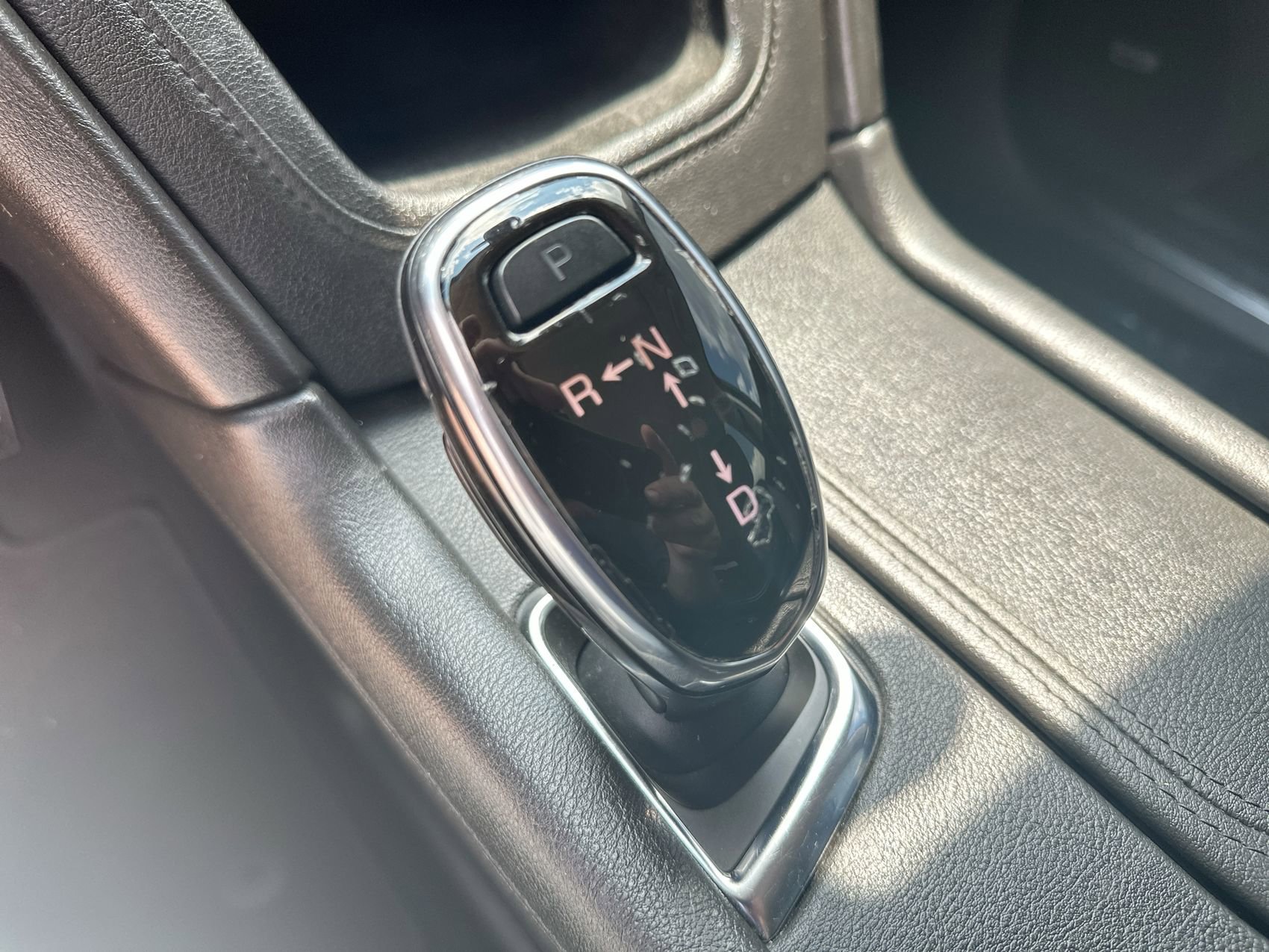 Used 2019 Black Cadillac Luxury image 19