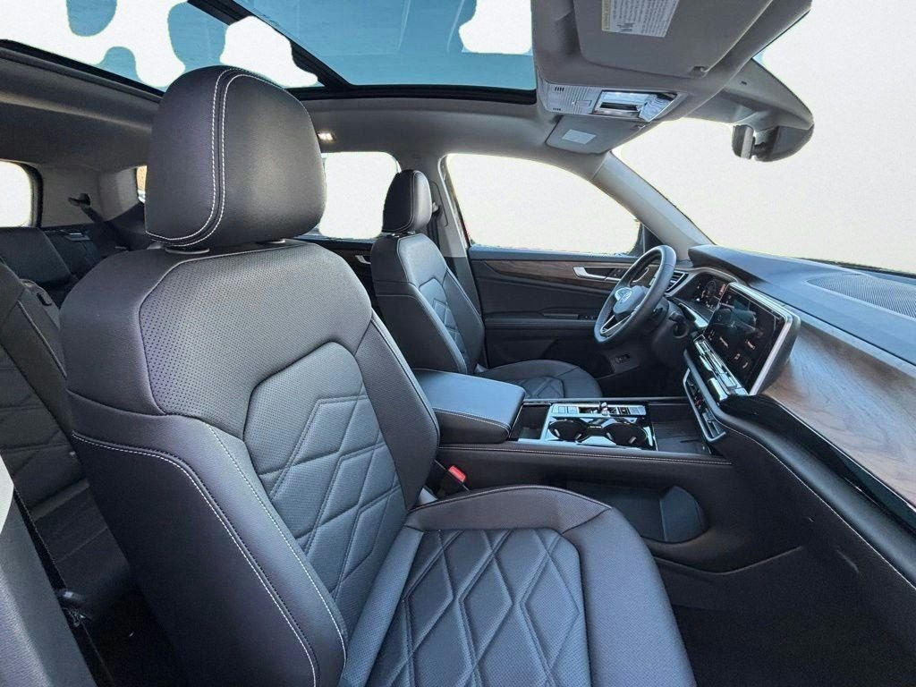 2026 Volkswagen Atlas SE w/Tech - Photo 12