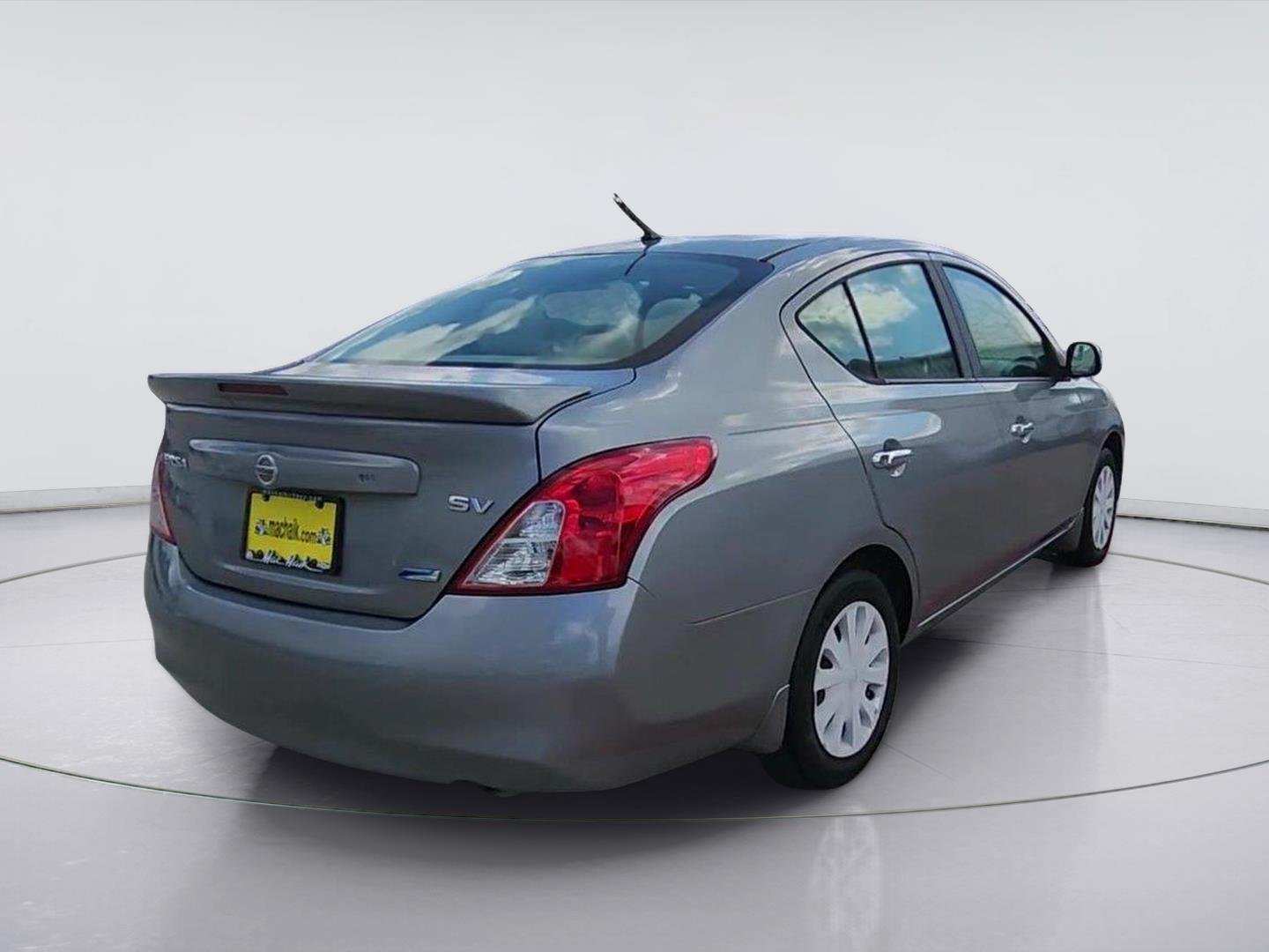 2014 Nissan Versa Sedan SV - Photo 25
