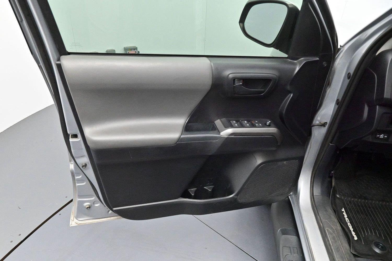 Used 2019 Silver Sky Metallic Toyota SR image 9