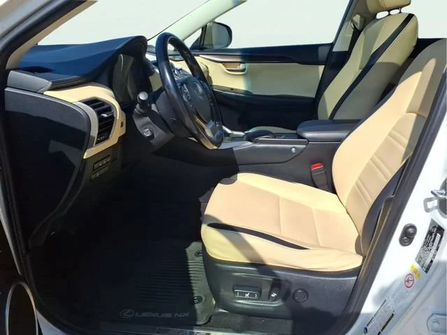 Used 2016 White Lexus  image 16