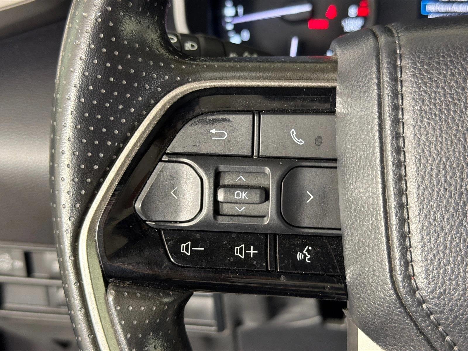 Used 2023 Silver Toyota SR5 image 24