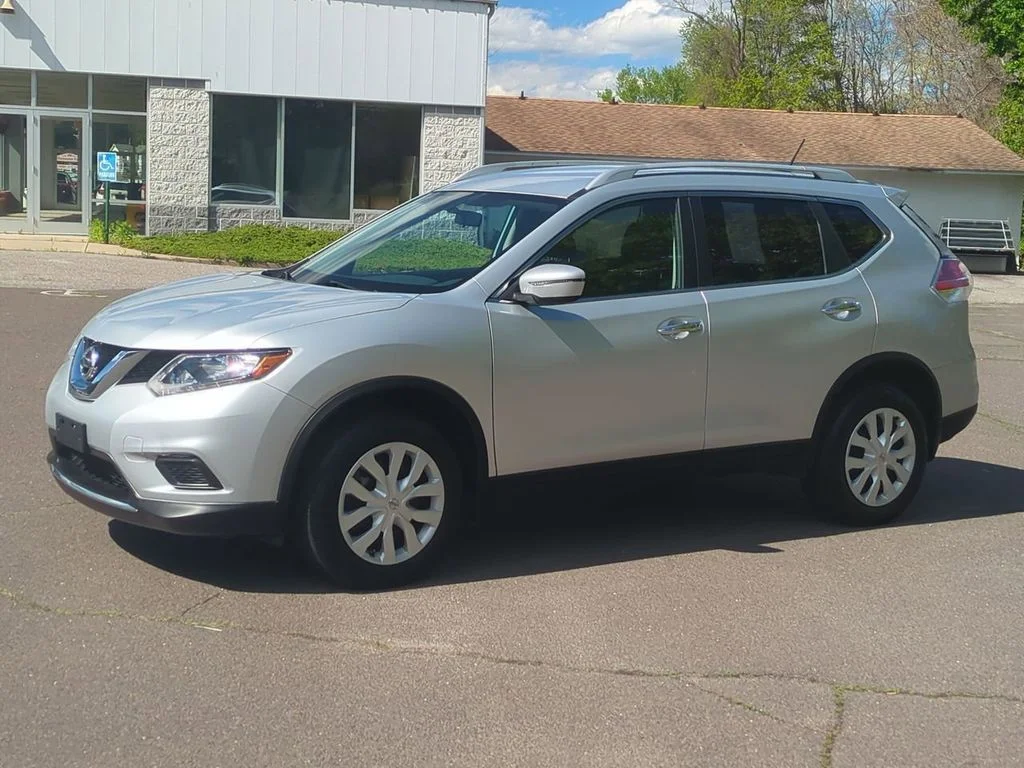 Used 2016 Nissan Rogue S with VIN JN8AT2MV8GW147384 for sale in Thomaston, CT