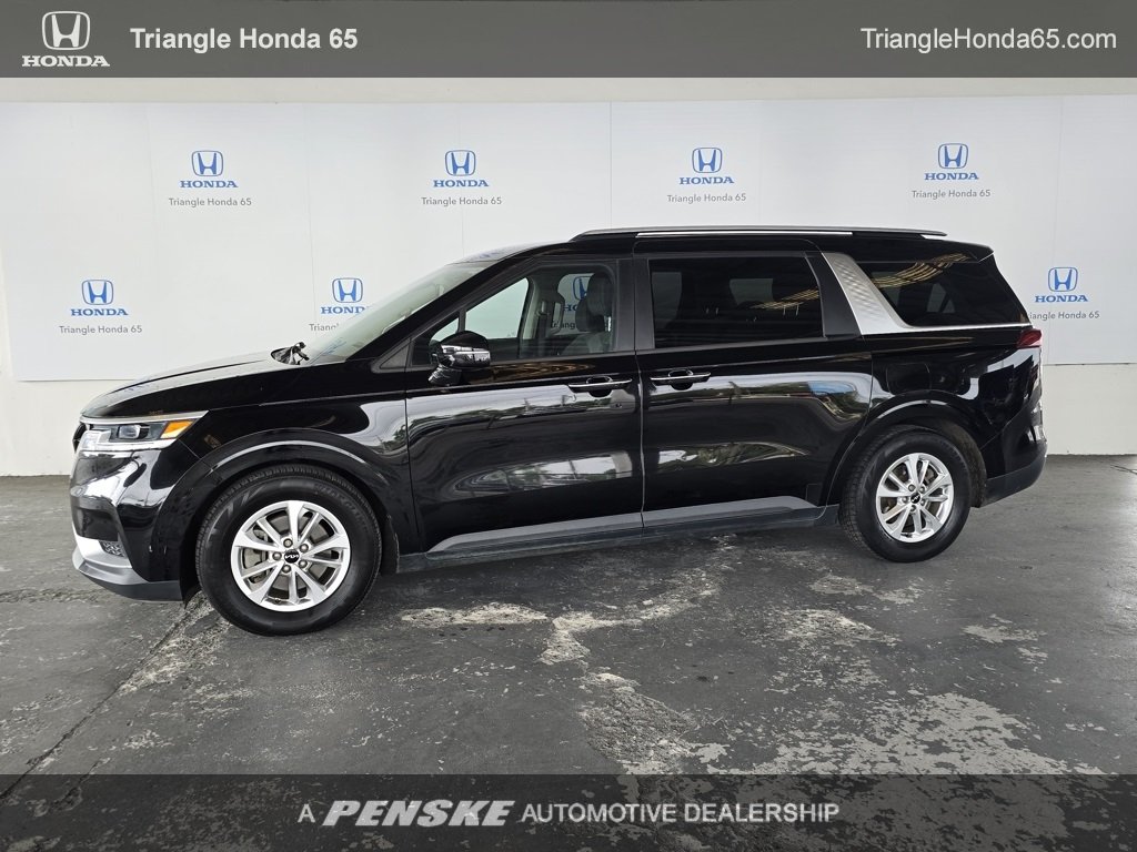 2022 Kia Carnival LX