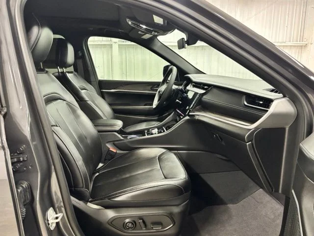 Used 2026 Gray Jeep Limited image 20