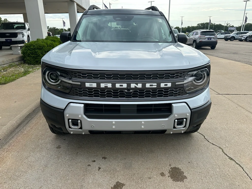 New 2026 Space White Metallic Ford Badlands® image 8