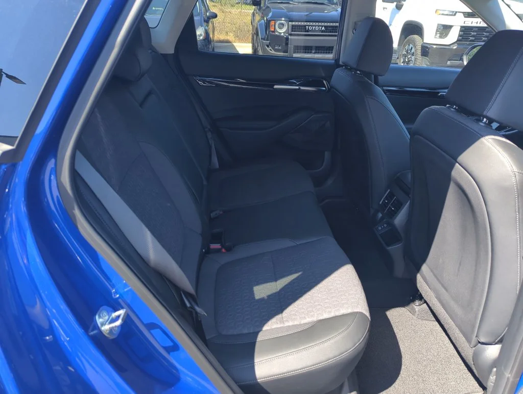 Used 2025 Blue Kia S image 31