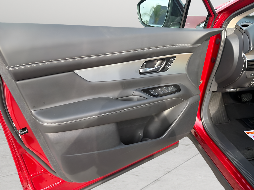 New 2026 Red Nissan SL image 15