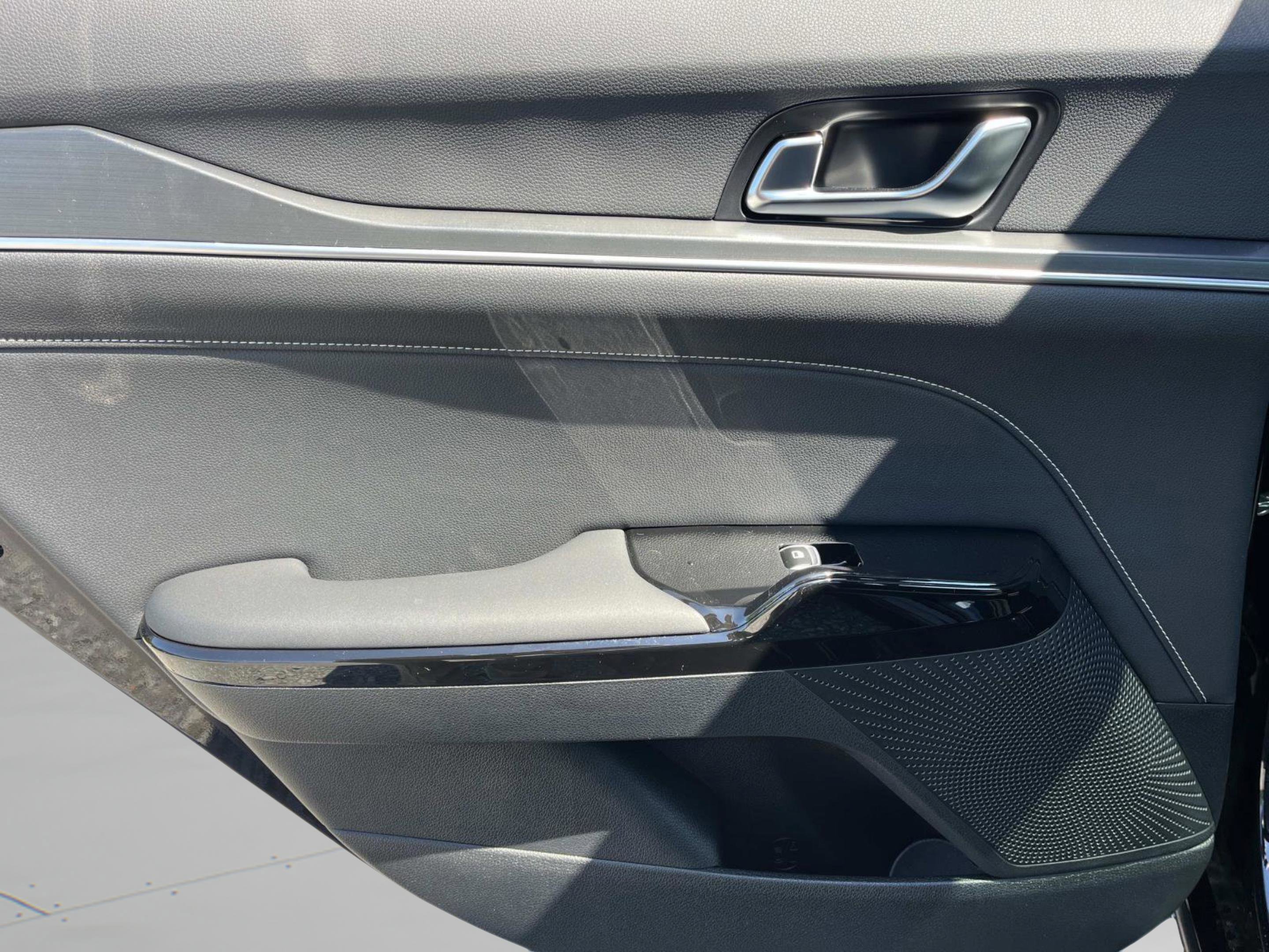 New 2026 Aurora Black Pearl Kia GT-Line image 14