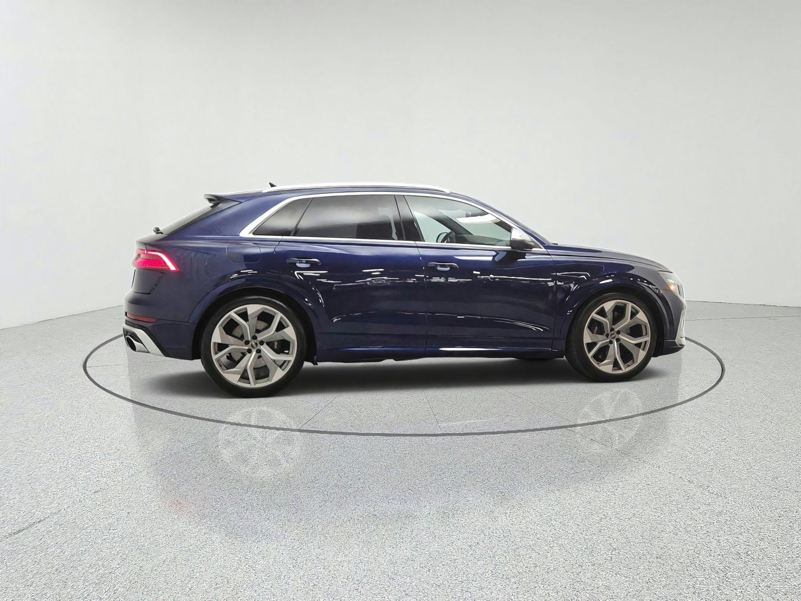 Used 2024 Navarra Blue Metallic Audi  image 4